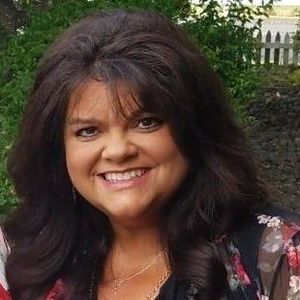 Meet your Posher, Angie